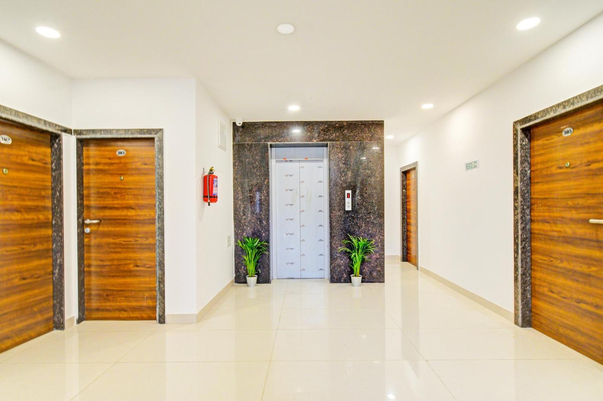 Super Townhouse Oak Suchitra Kompally Road Formerly Sun Moon Hotels Trimulgherry 외부 사진