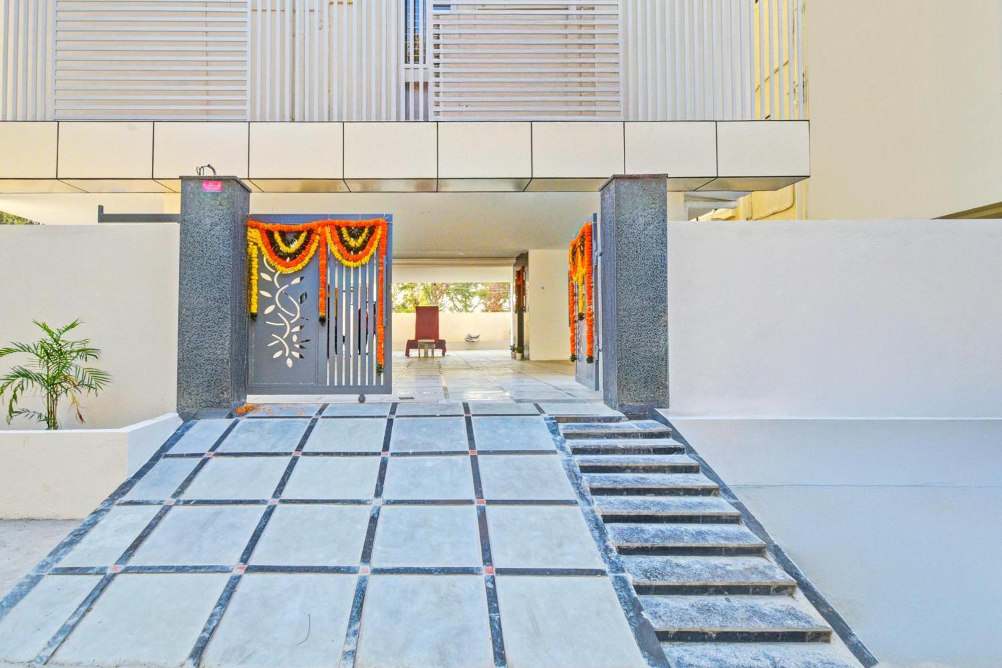 Super Townhouse Oak Suchitra Kompally Road Formerly Sun Moon Hotels Trimulgherry 외부 사진