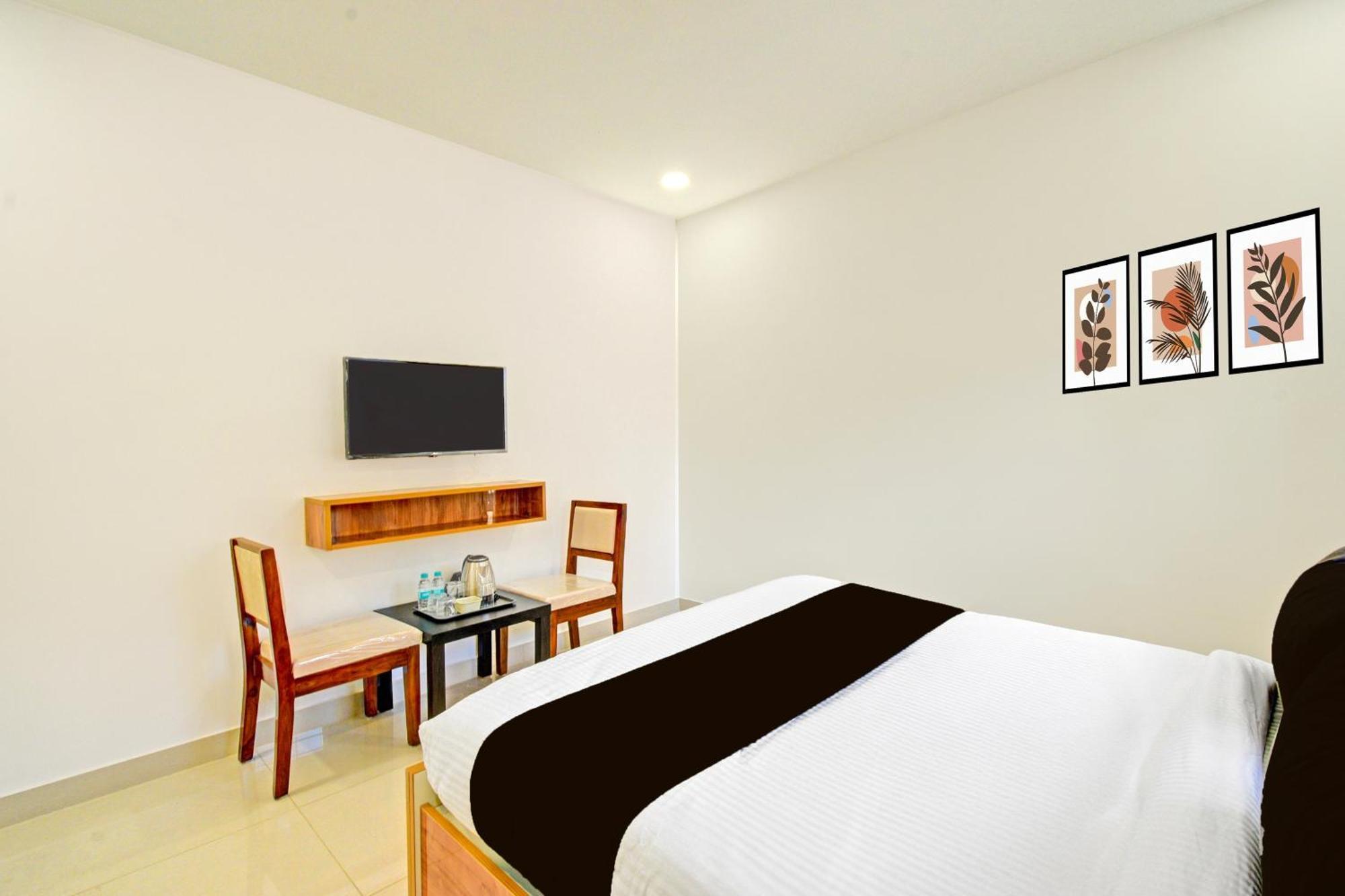 Super Townhouse Oak Suchitra Kompally Road Formerly Sun Moon Hotels Trimulgherry 외부 사진